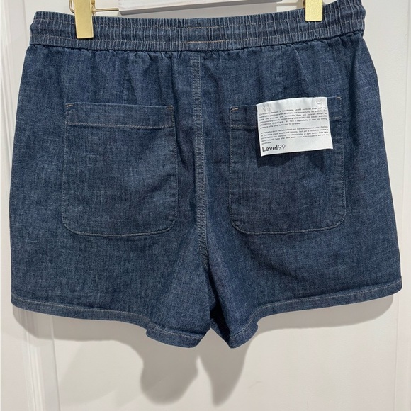 Level 99 Mari Shorts | Size L - Picture 3 of 4